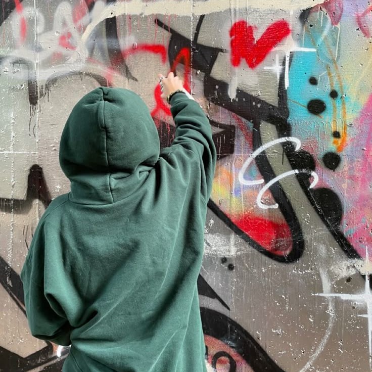 graffiti spray paint