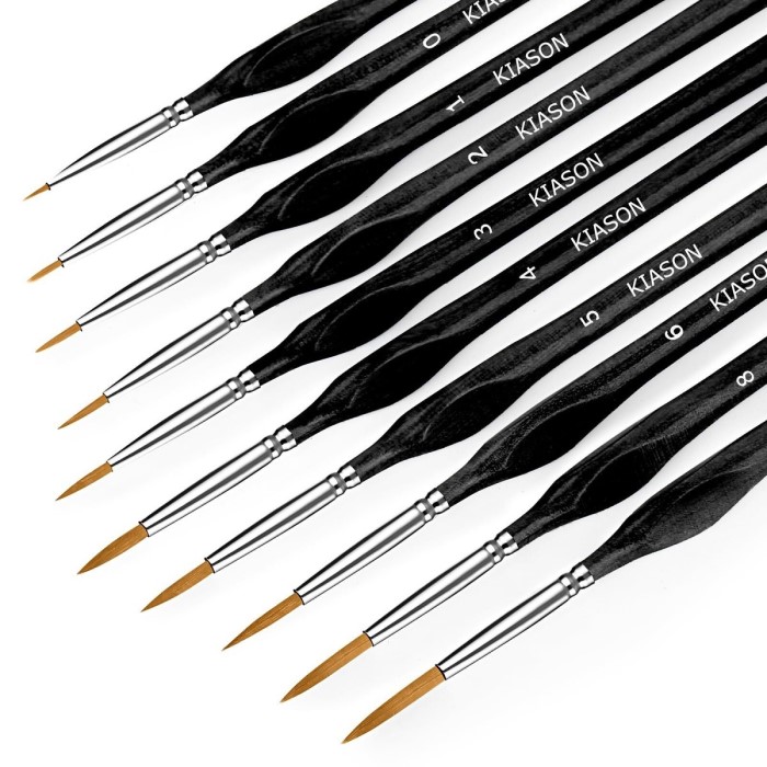 miniature painting brushes