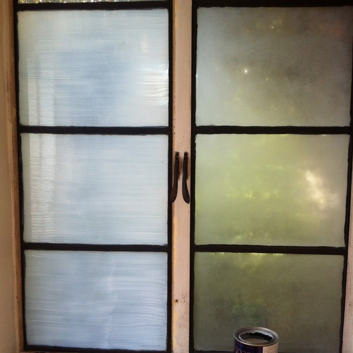 frosted glass spray paint