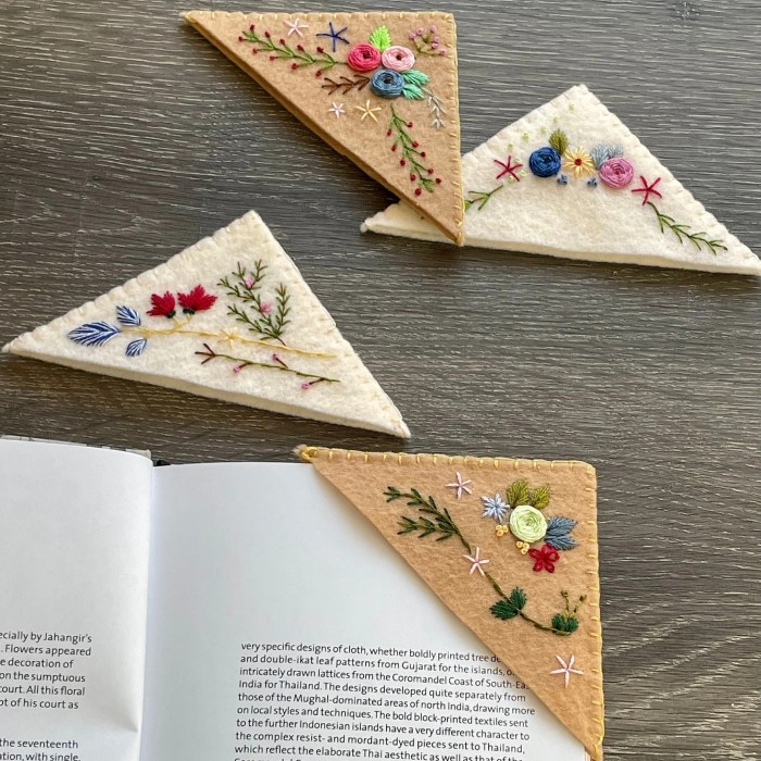 corner bookmark