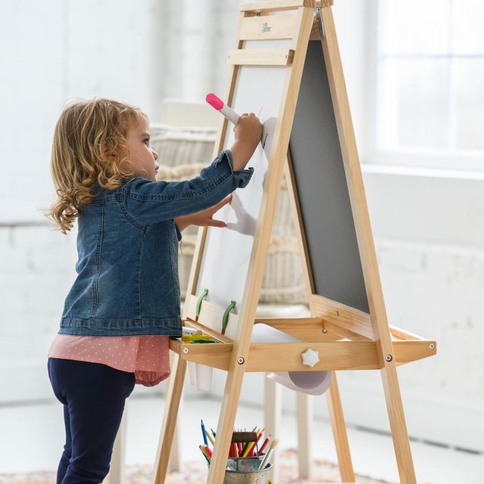 painting easel for kids