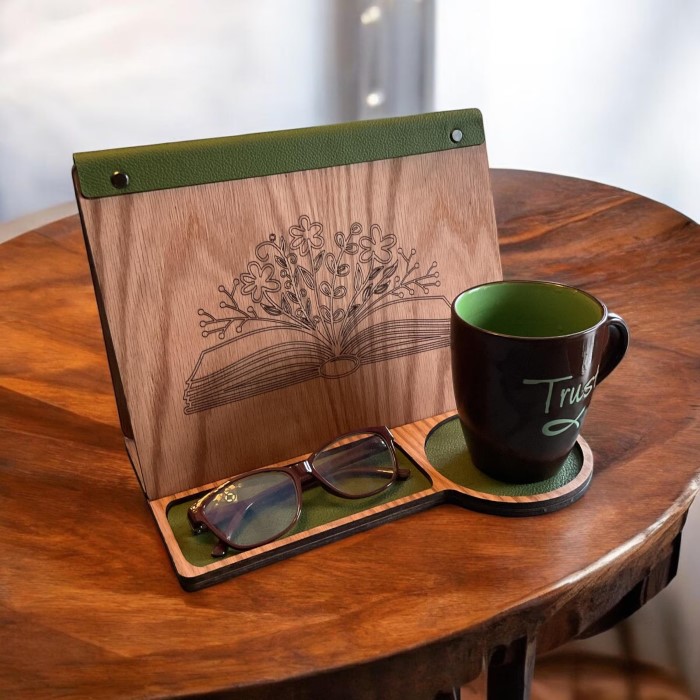 book nook reading valet