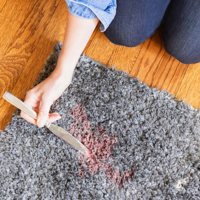how to get candle wax out of carpet