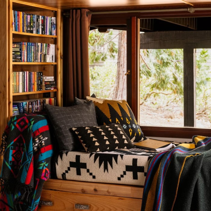 reading nook ideas for adults