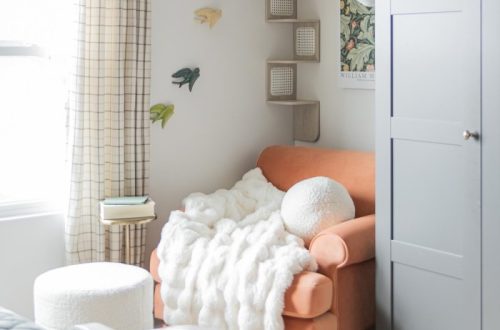 bedroom cozy reading nook