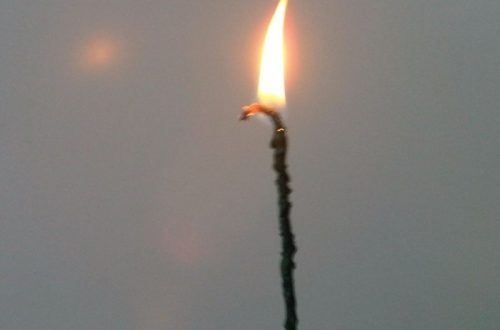 what can i use as a candle wick