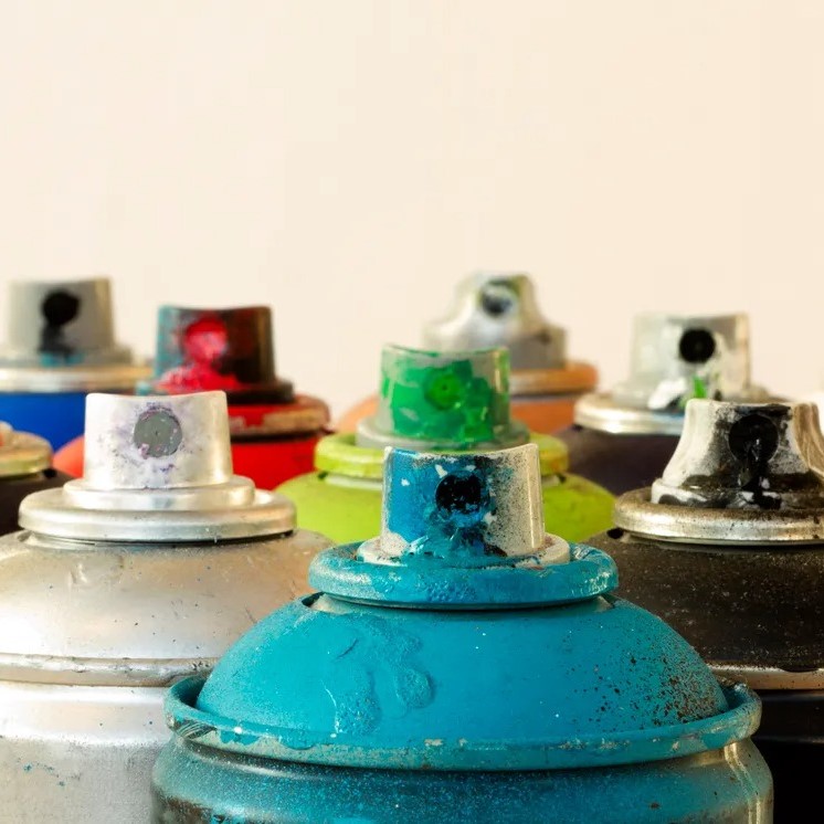 spray paint dry time