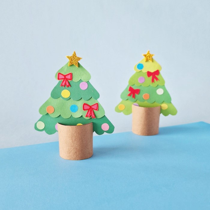 paper christmas tree craft
