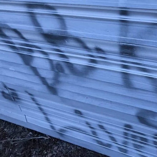 what removes spray paint