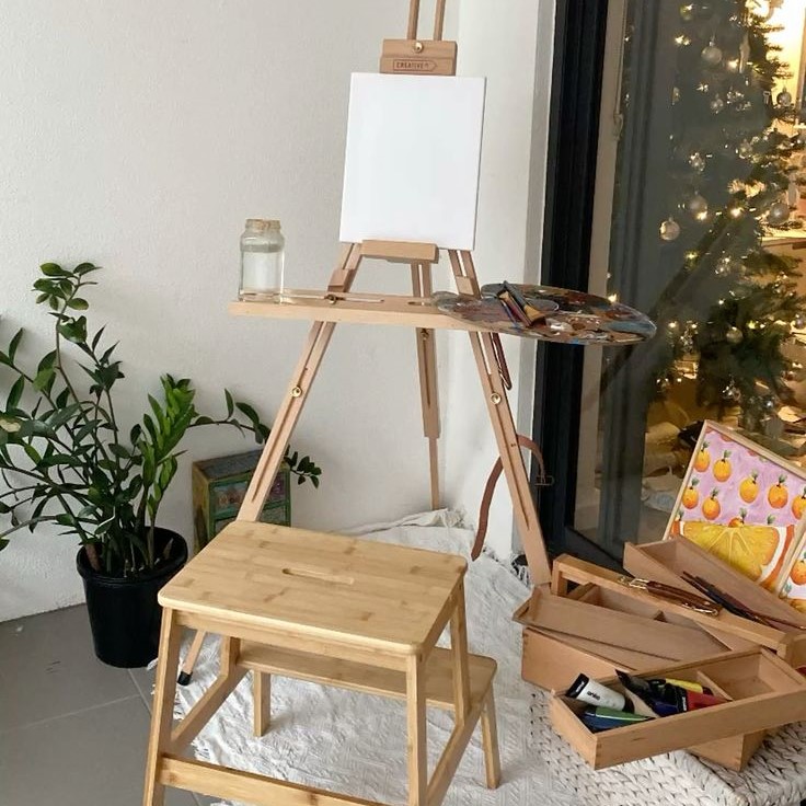 easel for painting canvas