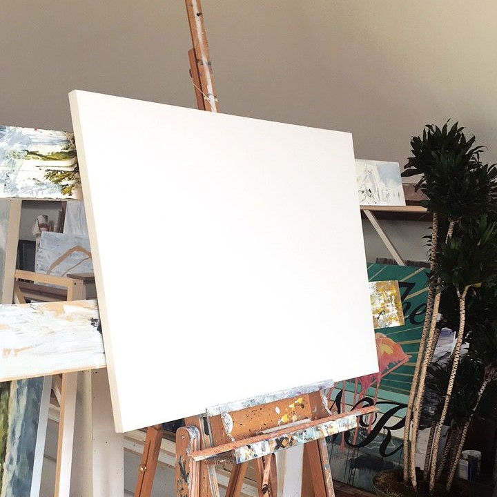 easel for painting canvas
