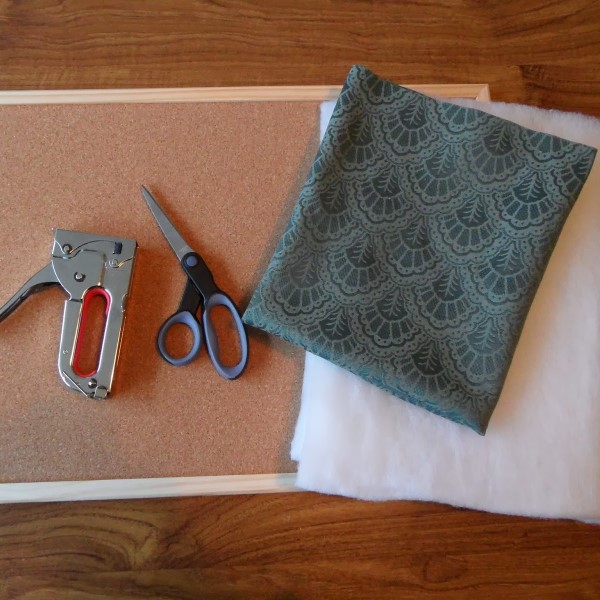 diy fabric pin board